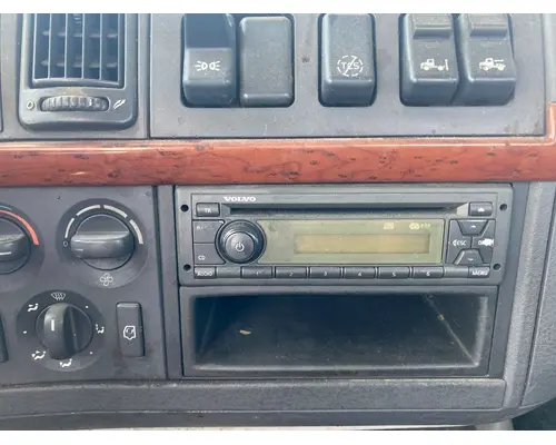 Radio Volvo VNM Vander Haags Inc Kc
