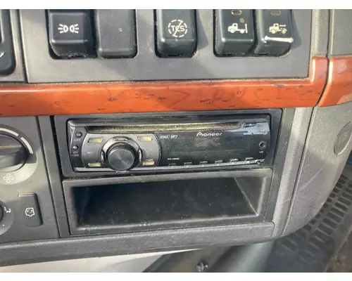 Radio Volvo VNM Vander Haags Inc Kc