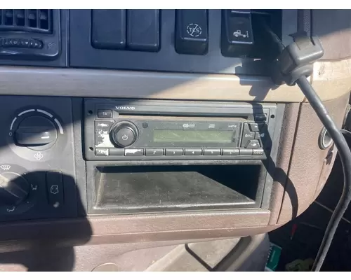 Radio Volvo VNM Vander Haags Inc Kc