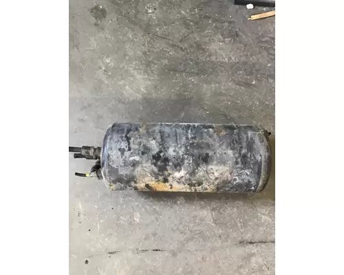 Air Tank VOLVO VNM LKQ Thompson Motors - Wykoff