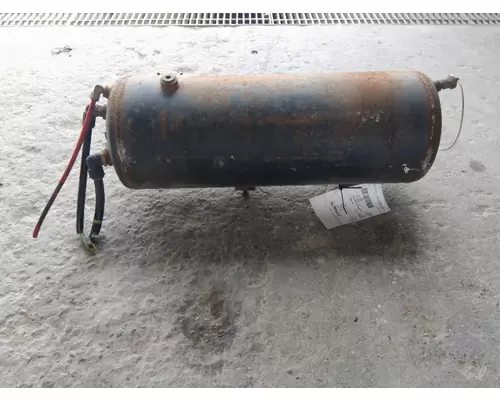 Air Tank VOLVO VNM LKQ Thompson Motors - Wykoff