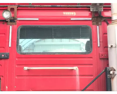 Back Glass Volvo VNM Vander Haags Inc Cb
