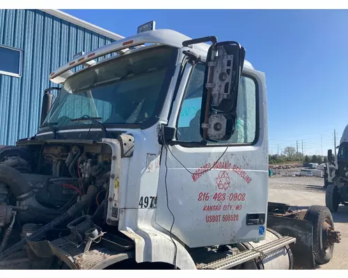 Cab Volvo VNM Vander Haags Inc Kc