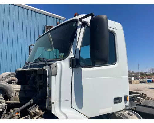 Cab Volvo VNM Vander Haags Inc Kc