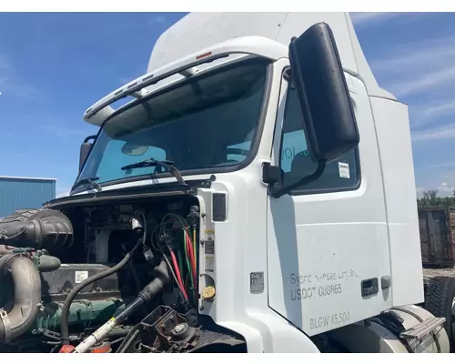 Cab Volvo VNM Vander Haags Inc Kc