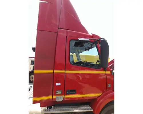 Cab VOLVO VNM LKQ Evans Heavy Truck Parts