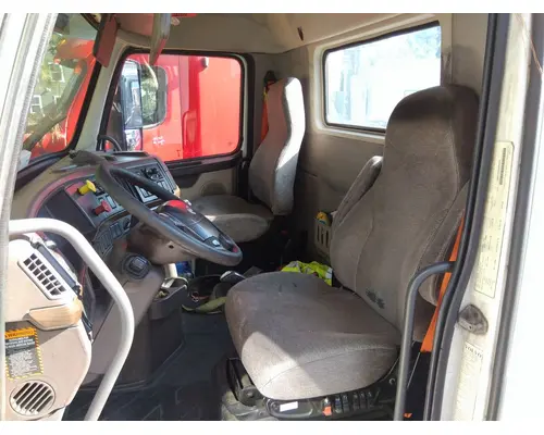 Cab VOLVO VNM LKQ Heavy Truck Maryland