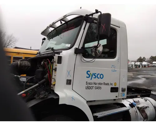 Cab VOLVO VNM LKQ Heavy Truck Maryland