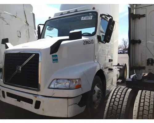 Cab VOLVO VNM LKQ Heavy Truck Maryland