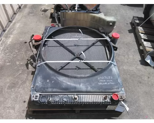 Cooling Assy. (Rad., Cond., ATAAC) VOLVO VNM LKQ Heavy Truck Maryland