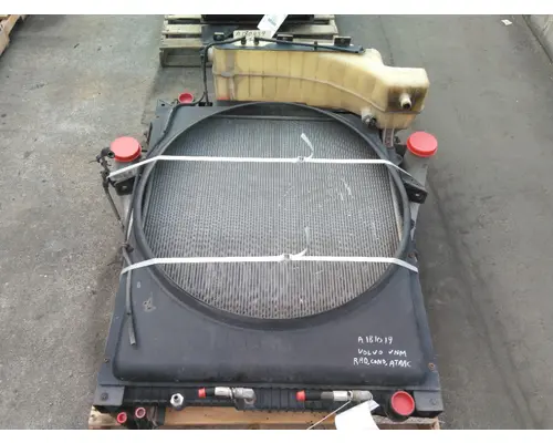 Cooling Assy. (Rad., Cond., ATAAC) VOLVO VNM LKQ Heavy Truck Maryland
