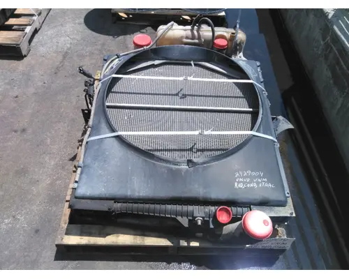 Cooling Assy. (Rad., Cond., ATAAC) VOLVO VNM LKQ Heavy Truck Maryland