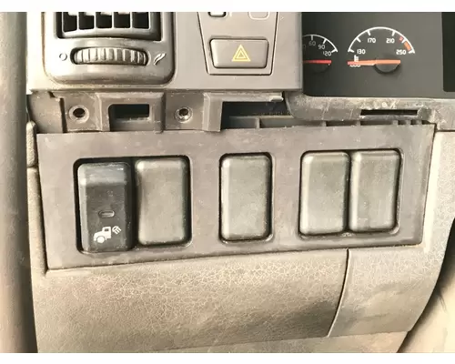 Dash Panel Volvo VNM Vander Haags Inc Cb