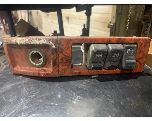 Dash Panel VOLVO VNM Truck Salvage International Inc