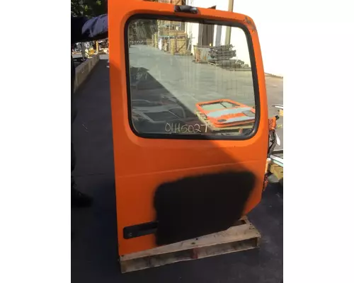 Door Assembly, Front VOLVO VNM LKQ Heavy Truck Maryland