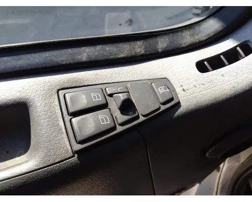 Door Electrical Switch VOLVO VNM LKQ Thompson Motors - Wykoff
