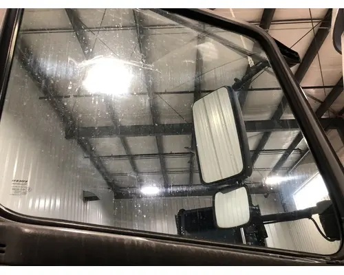 Door Glass, Front Volvo VNM Vander Haags Inc WM