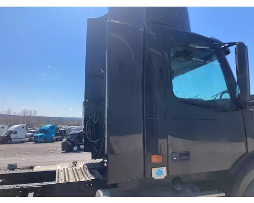 Side Fairing Volvo VNM Vander Haags Inc Kc