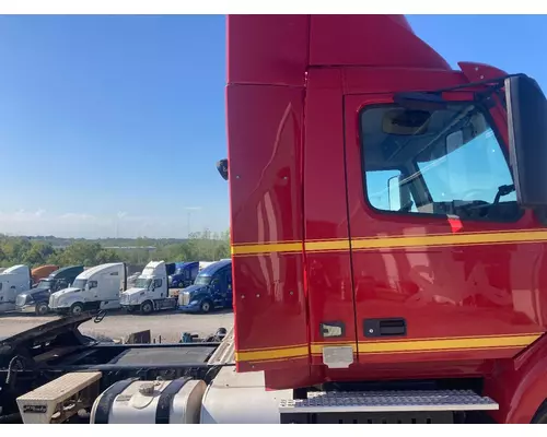 Side Fairing Volvo VNM Vander Haags Inc Kc