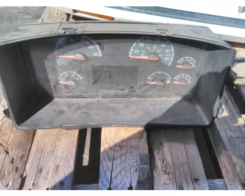 Instrument Cluster VOLVO VNM LKQ Western Truck Parts