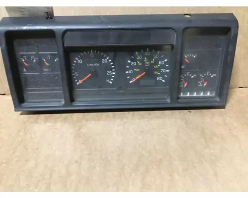 Instrument Cluster VOLVO VNM LKQ Geiger Truck Parts