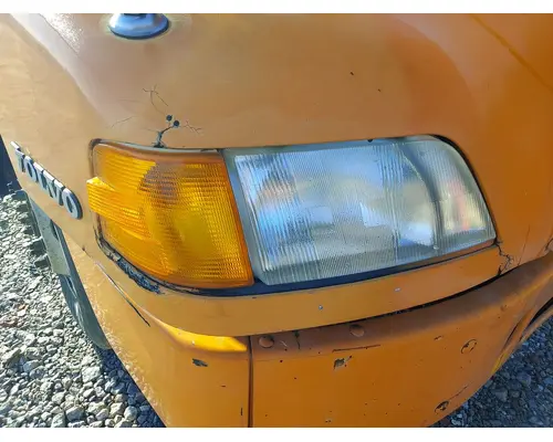 Headlamp Assembly VOLVO VNM LKQ Evans Heavy Truck Parts