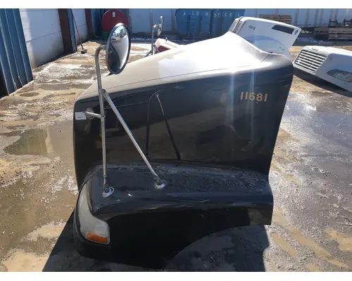 Hood Volvo VNM Vander Haags Inc Cb