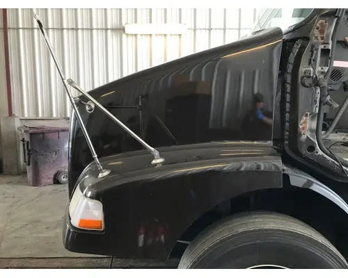 Hood Volvo VNM Vander Haags Inc Kc