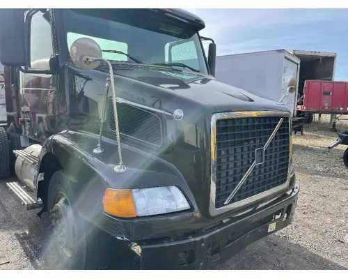 Hood VOLVO VNM Camerota Truck Parts