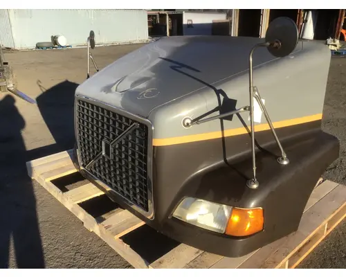 Hood VOLVO VNM Rydemore Heavy Duty Truck Parts Inc