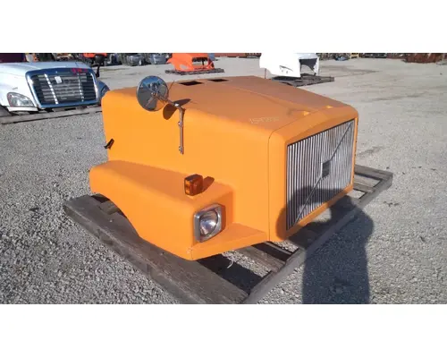 Hood Volvo VNM River City Truck Parts Inc.