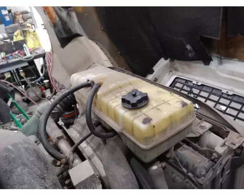 Radiator Overflow Bottle VOLVO VNM LKQ Thompson Motors - Wykoff