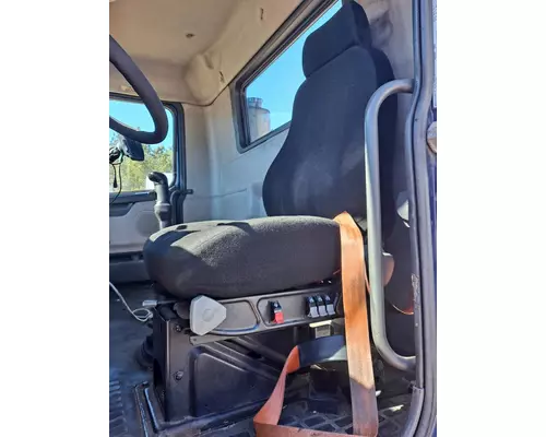Seat, Front VOLVO VNM LKQ Evans Heavy Truck Parts
