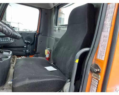 Seat, Front VOLVO VNM LKQ Geiger Truck Parts