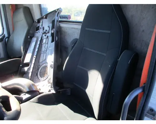 Seat, Front VOLVO VNM LKQ Heavy Truck - Tampa