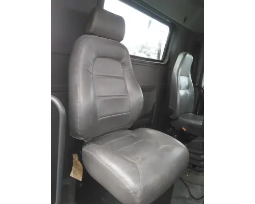 Seat, Front VOLVO VNM LKQ Heavy Truck - Tampa