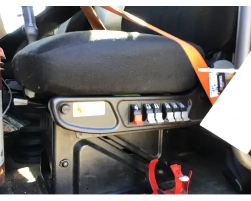 Seat, Front VOLVO VNM LKQ Heavy Truck - Goodys