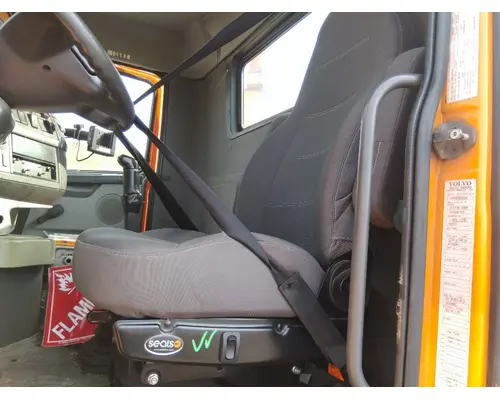 Seat, Front VOLVO VNM LKQ Heavy Truck - Goodys