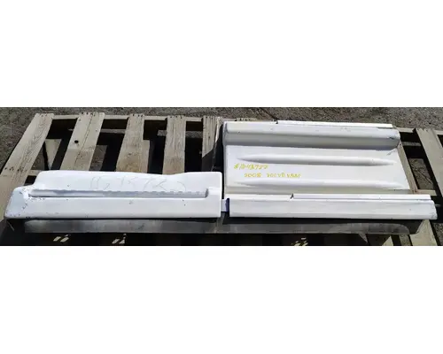 Side Fairing VOLVO VNM Geco - Fresno