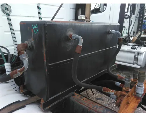 Wet Kit VOLVO VNM LKQ Heavy Truck - Tampa