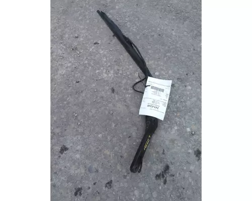 Windshield Wiper Arm VOLVO VNM LKQ Thompson Motors - Wykoff