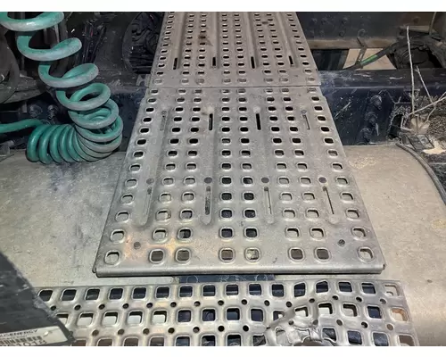Catwalk Volvo VNR Vander Haags Inc Sf