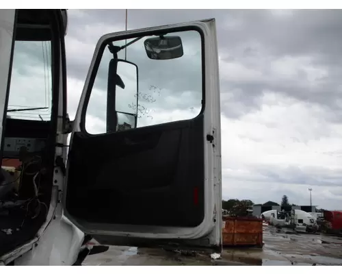 Door Assembly, Front VOLVO VNR LKQ Heavy Truck - Tampa