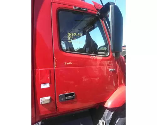 Door Assembly, Front VOLVO VNR LKQ Evans Heavy Truck Parts