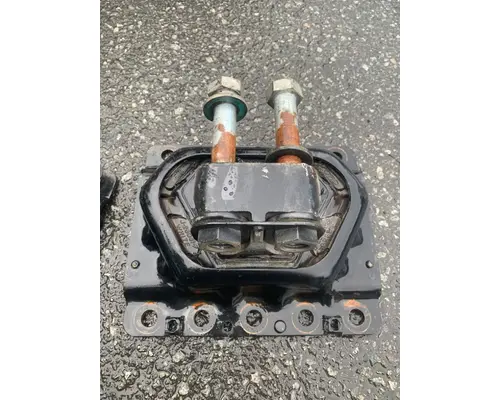 Engine Mounts VOLVO VNR Payless Truck Parts