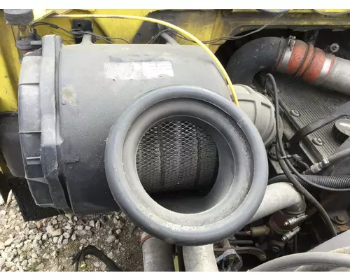 Volvo WAH Air Cleaner