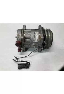 Volvo WAH Air Conditioner Compressor