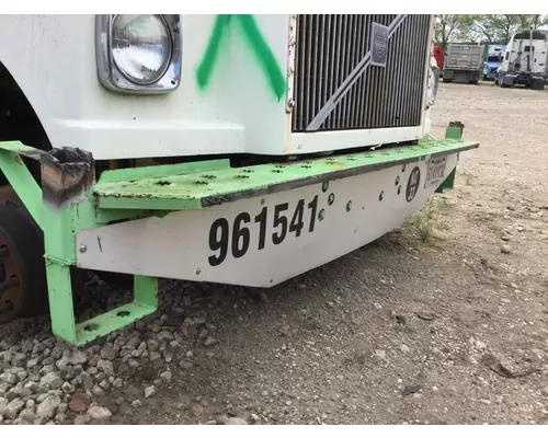 Volvo WAH Bumper Assembly, Front