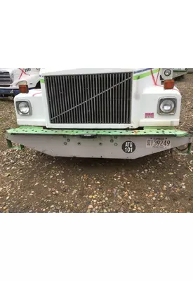 Volvo WAH Bumper Assembly, Front