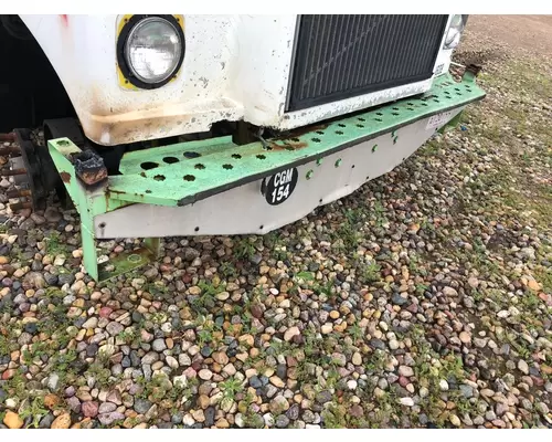 Volvo WAH Bumper Assembly, Front